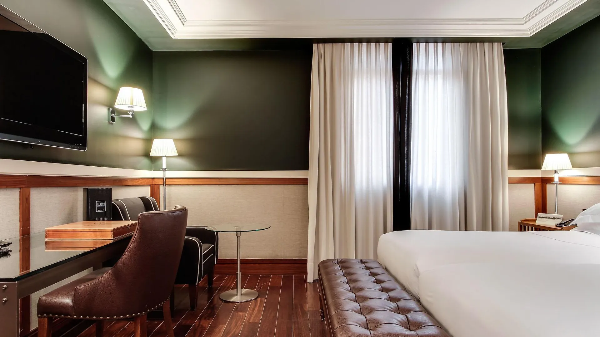 Hotel 1898 Barcelona 4*,